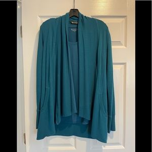 Athleta pranayama wrap